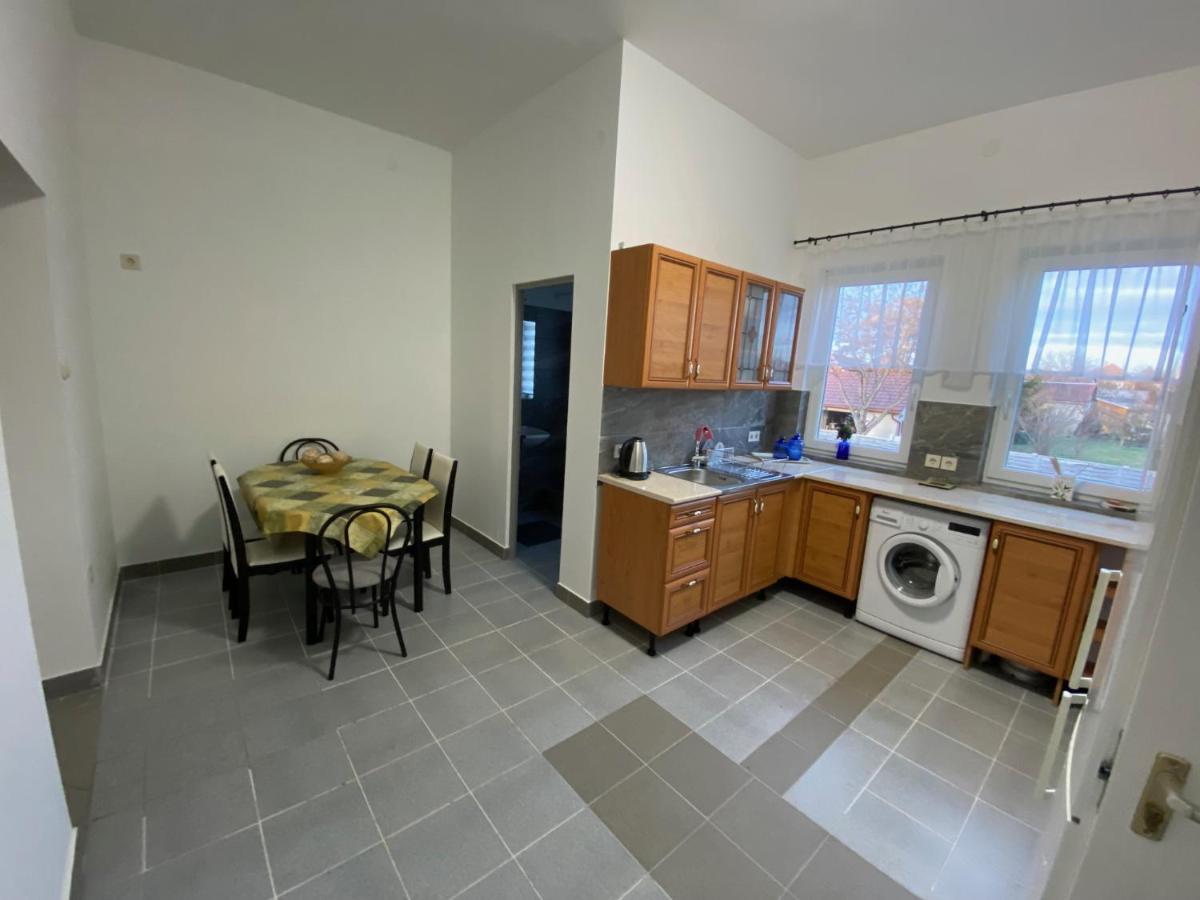 Tocc Apartman Gyál المظهر الخارجي الصورة
